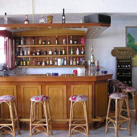 Knossos Lejlighedshotel Pánormos Eksteriør billede