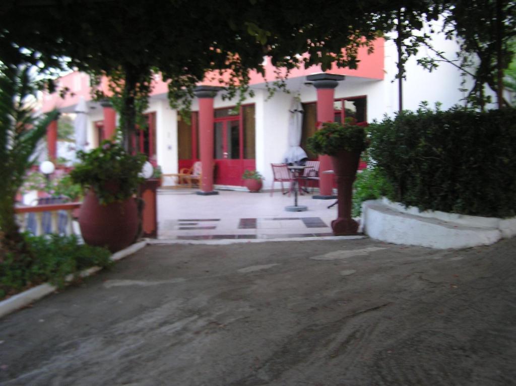 Knossos Lejlighedshotel Pánormos Eksteriør billede