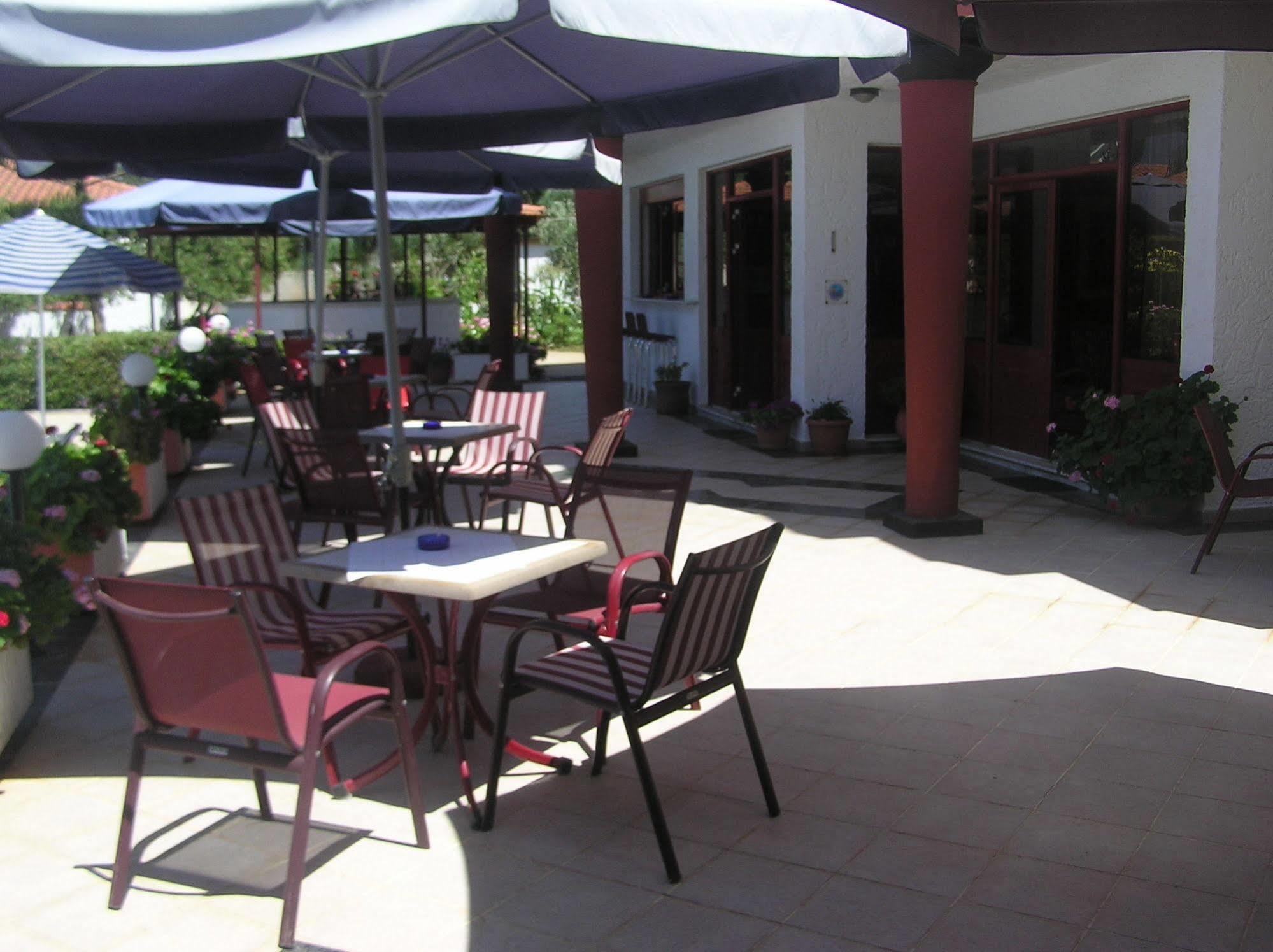 Knossos Lejlighedshotel Pánormos Eksteriør billede
